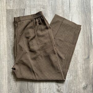 Emma James Brown plaid work slacks with pockets